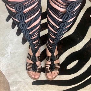Black Sam Edelman Crochet Gladiator Sandals Sz 6
